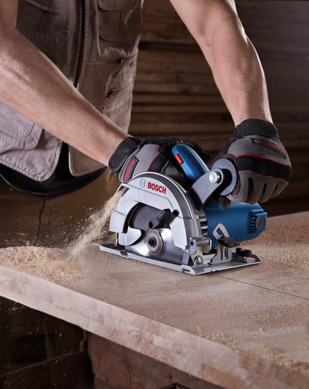 Bosch 1200W Daire Testere Makinesi GKS 600 - 06016A9020