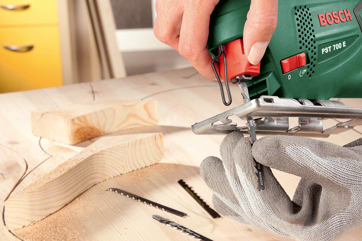 Bosch 500W Dekupaj Testere Makinesi PST 700 E Easy - 06033A0000