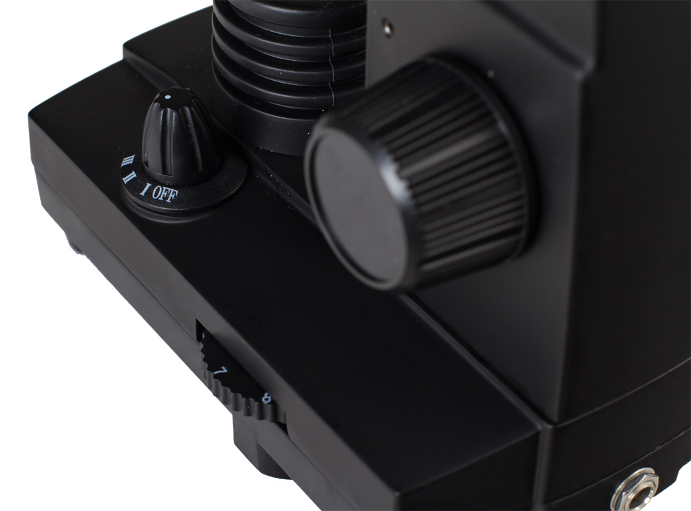 Bresser LCD 50–2000x Microscope