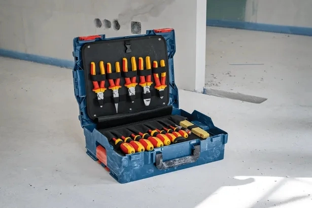 Bosch 1 600 A02 NG4 37 Parça İzoleli El Aleti Seti VDE