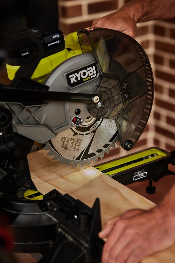 Ryobi R18MS254-0 18V Akülü Kızaklı Gönye Kesme (Aküsüz)