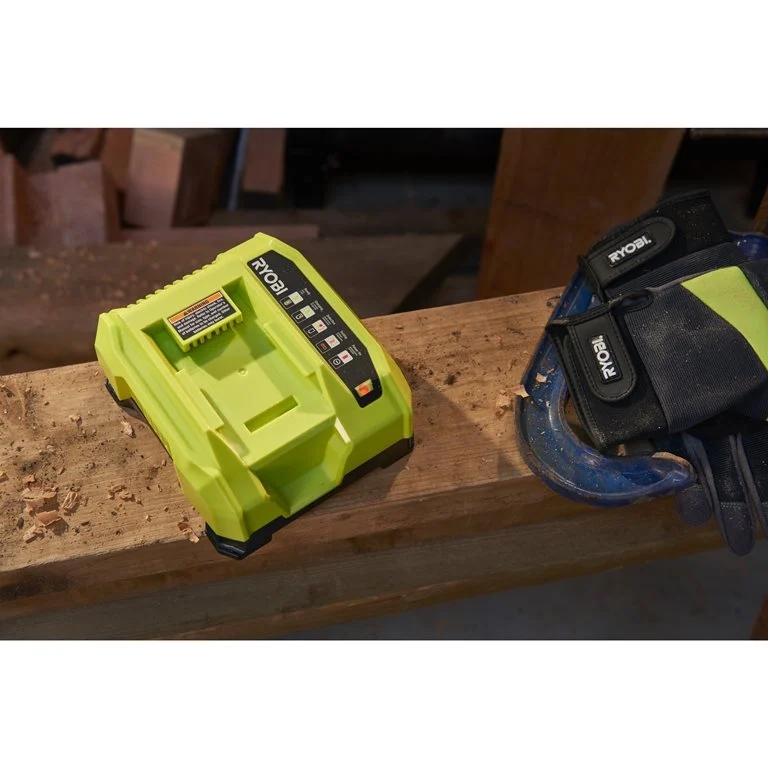 Ryobi RY36C60A 36V 6.0Ah Hızlı Şarj Aleti