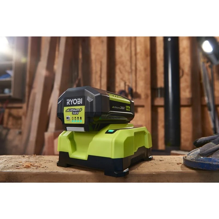 Ryobi RY36C60A 36V 6.0Ah Hızlı Şarj Aleti