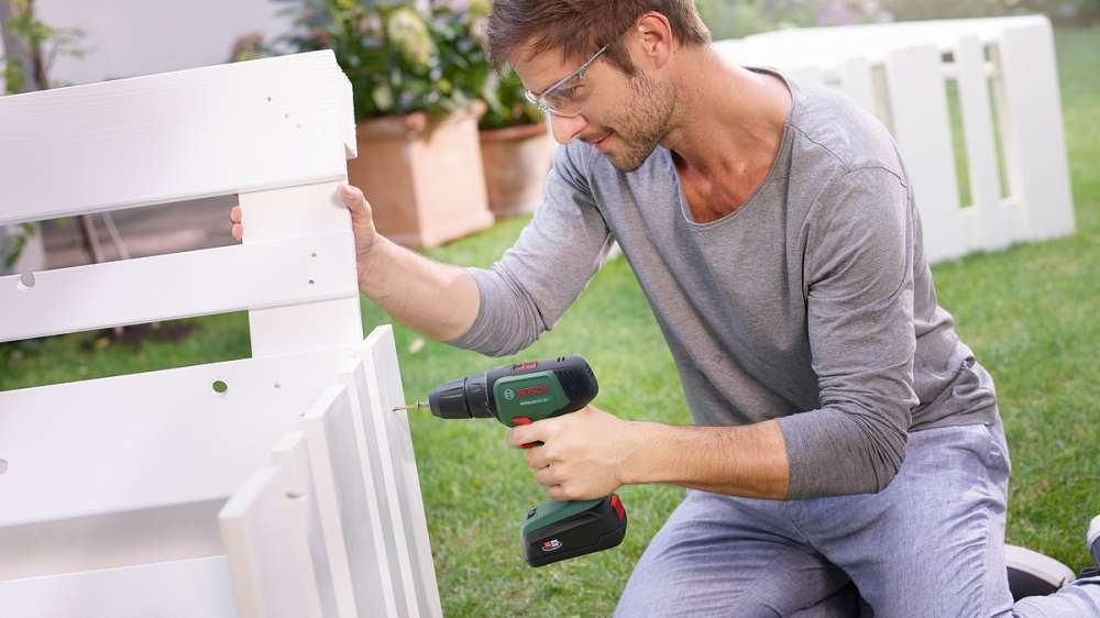 Bosch Akülü Vidalama Matkabı UniversalDrill 18 (Aküsüz) - 06039D4000